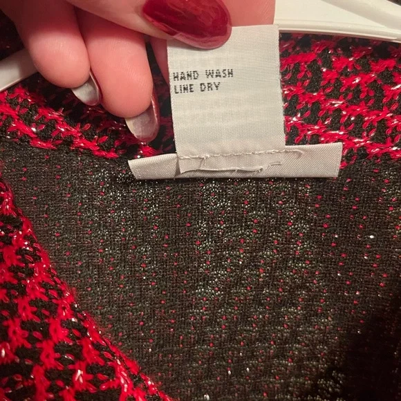 🍄Vintage Alfred Dunner Red & Black “Sparkle Knit” Zip-Up Jacket - Picture 4 of 7
